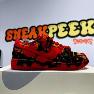 Nike dunk SB
WIZARD OF OZ SOLD!!